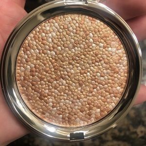 Confetti highlighter